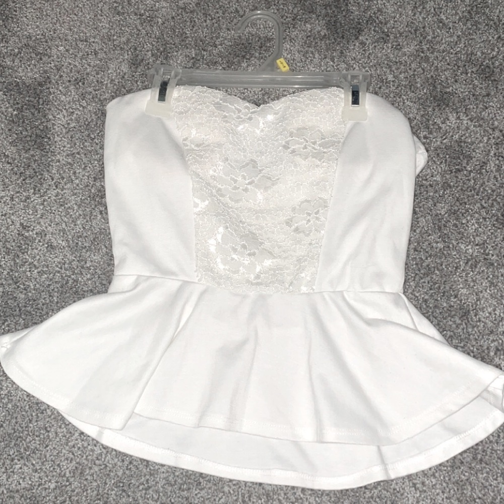 White peplum tube top with lace design